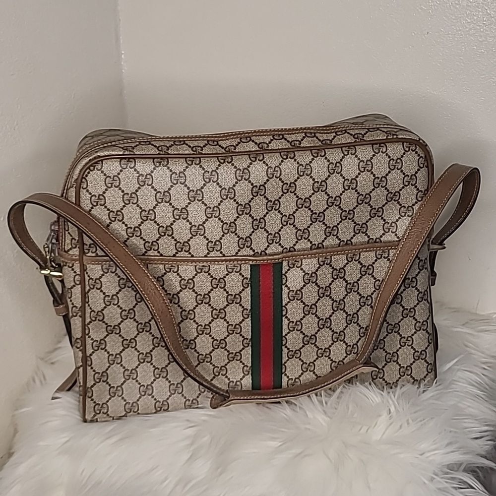 💯 Authentic Gucci Handbag with Cherryline 🍀